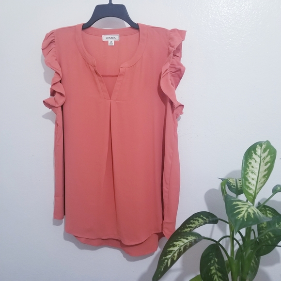 Plus size top - Picture 2 of 2